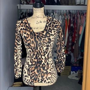 Leopard v neck sweater